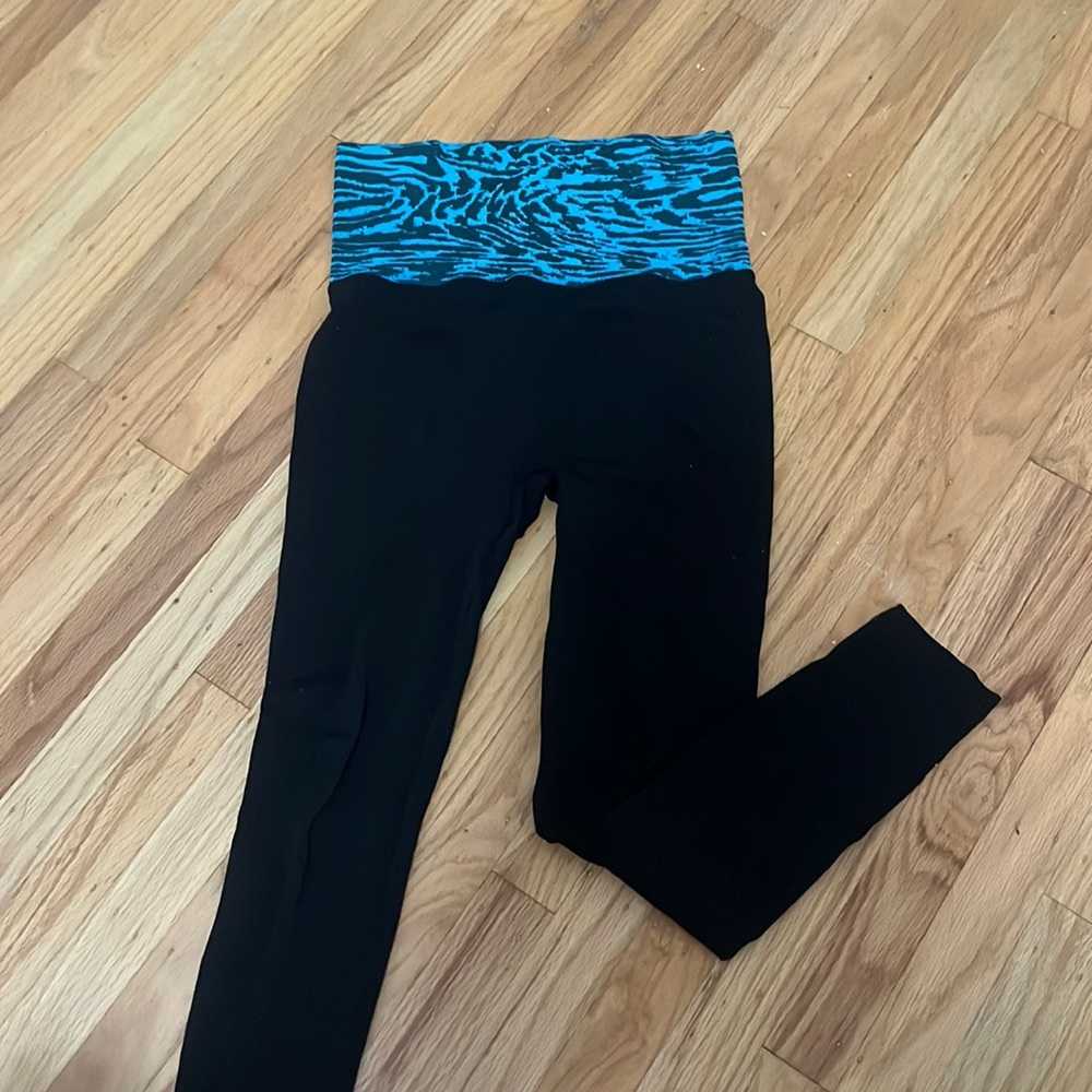 Zebra flip over leggings 🦓💙